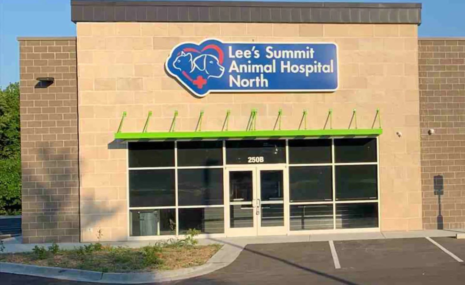 Lee’s Summit Animal Hospital North Exterior